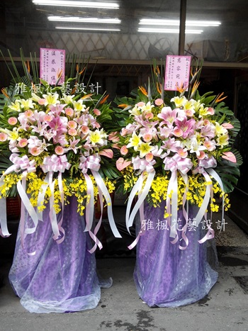 土庫花店，雲林花店送花柱到喪家服務