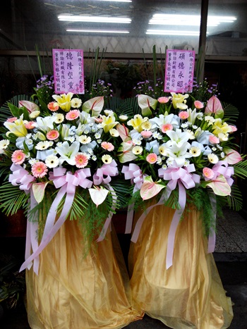 南投仁愛花店,喪事花柱雅楓花店