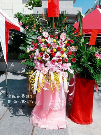 名間鄉花店,鹿谷鄉花店結婚誌喜鮮花花柱雅楓花藝設計