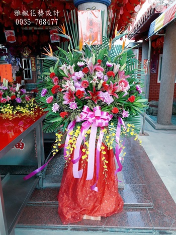 崙背花店,南投市花店送中寮石龍宮泡麵土地公聖誕千秋鮮花花柱