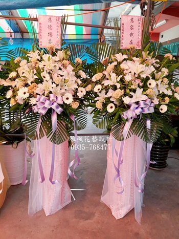 草屯殯儀館草屯花店追思花籃,集集花店追思花籃