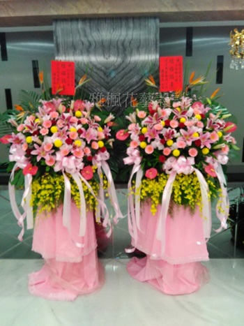 南投市花店,草屯鎮花店,新婚誌喜羅馬花柱員林雅楓花店