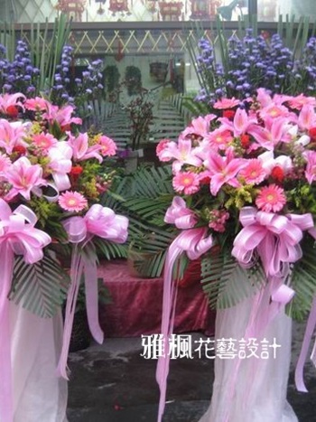 南投市花店,林內花店,彰化員林花店送演藝廳花柱