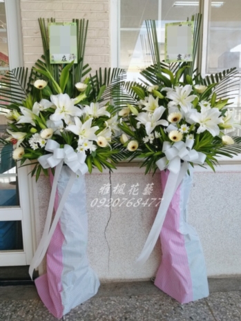 北斗鎮追思禮堂彰化縣北斗鎮斗中路278巷52號追思花籃推薦0920768477北斗殯儀館附近花店